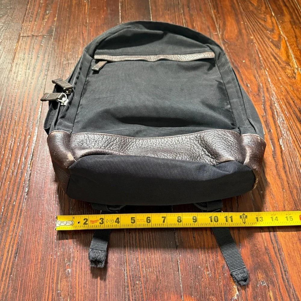Kenneth‎ Cole Backpack Black with Brown Leather Classic Design